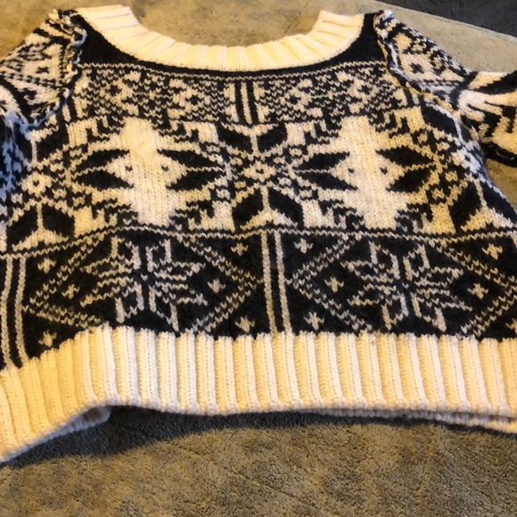 Free people black and white cropped sweater - Picture 3 of 3